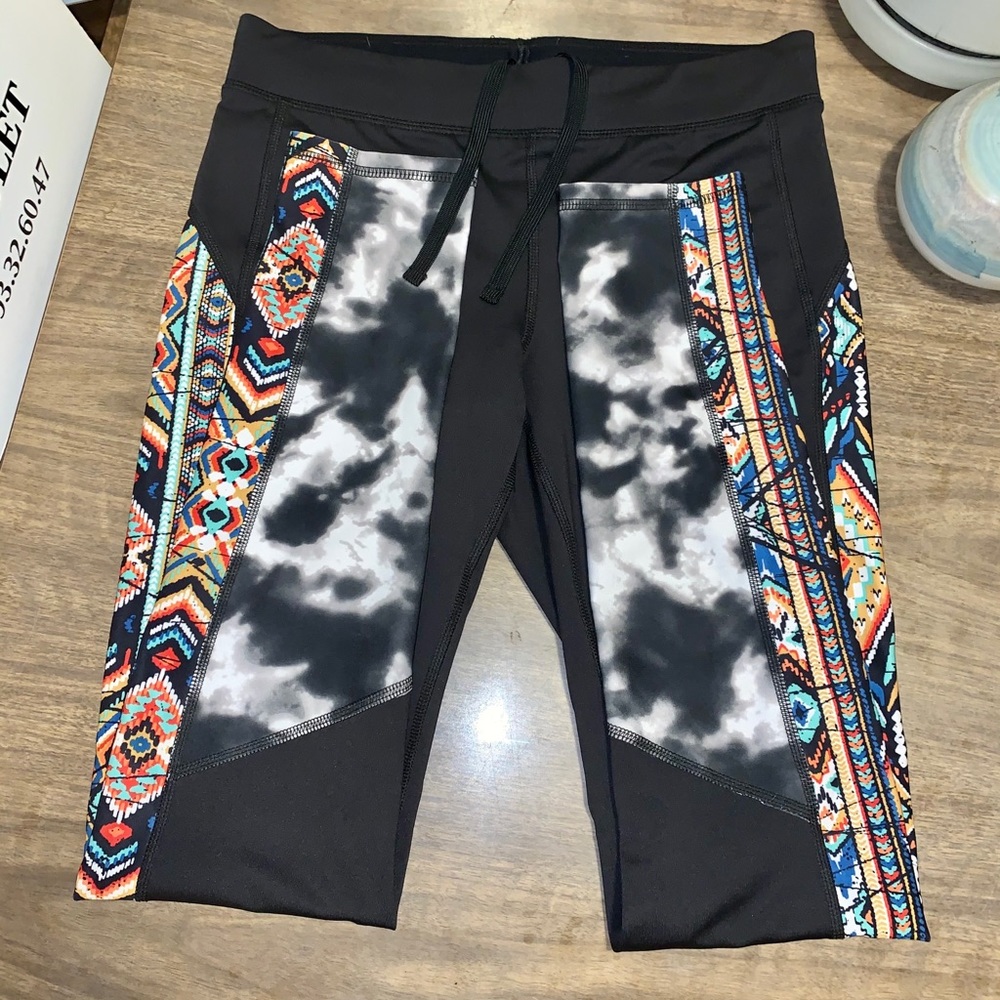 Aztec print workout leggings